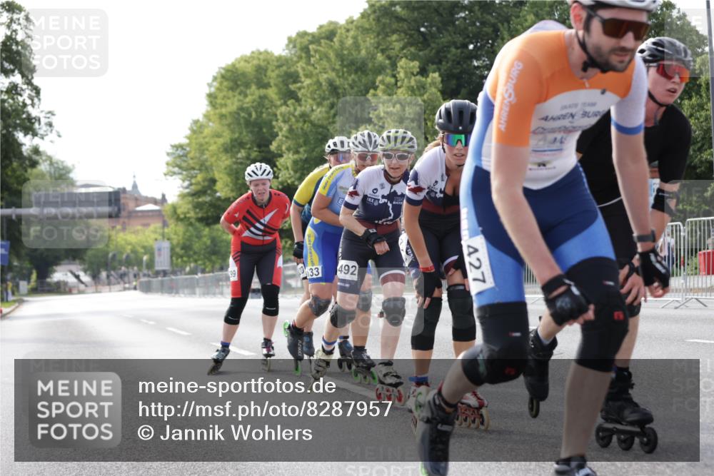 29.06.2025 - hella hamburg halbmarathon Jannik Wohlers http://msf.ph/oto/8287957 29.06.2025 08:53:27 Lombardsbrücke  meine-sportfotos.de