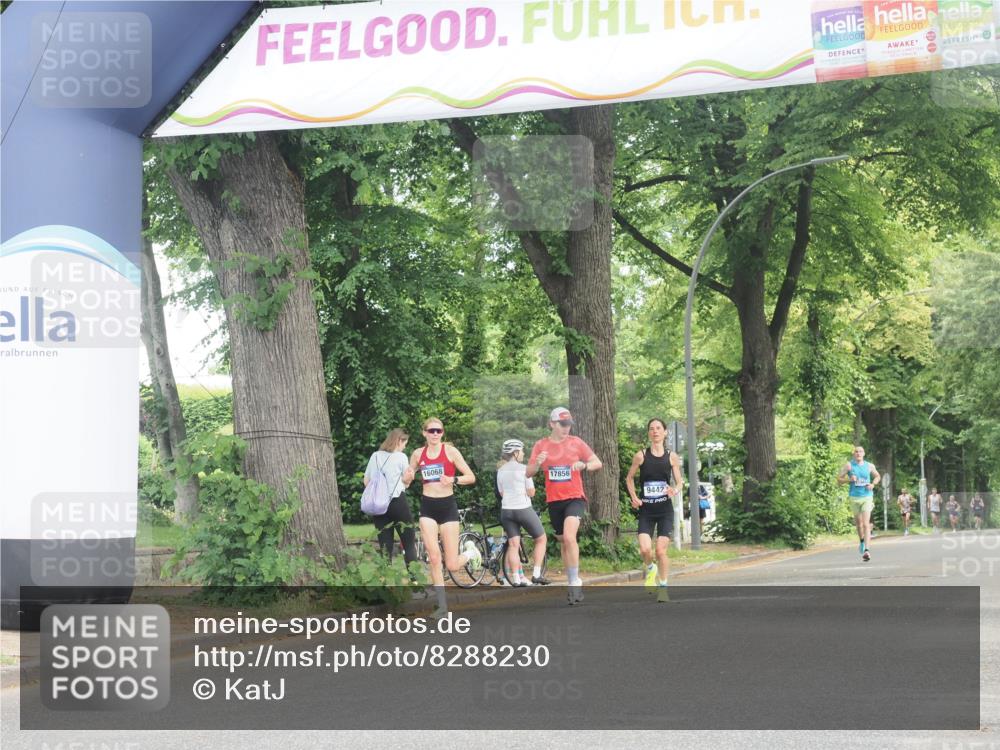 29.06.2025 - hella hamburg halbmarathon KatJ http://msf.ph/oto/8288230 29.06.2025 10:12:18 Zwischen KM18-KM19  meine-sportfotos.de