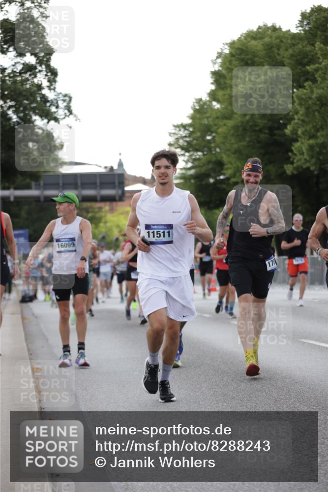 29.06.2025 - hella hamburg halbmarathon Jannik Wohlers http://msf.ph/oto/8288243 29.06.2025 10:03:44 Lombardsbrücke 1032, 1355, 2979, 3488, 4488, 5058, 5976, 6142, 6706, 6709, 7017, 8177, 8421, 8422, 8423, 9526, 9899, 10756, 11511, 11582, 12004, 12005, 12653, 13173, 13583, 15520, 15525, 15678, 16099, 17437, 17860, 17880, 18111, 18199, 18985 meine-sportfotos.de