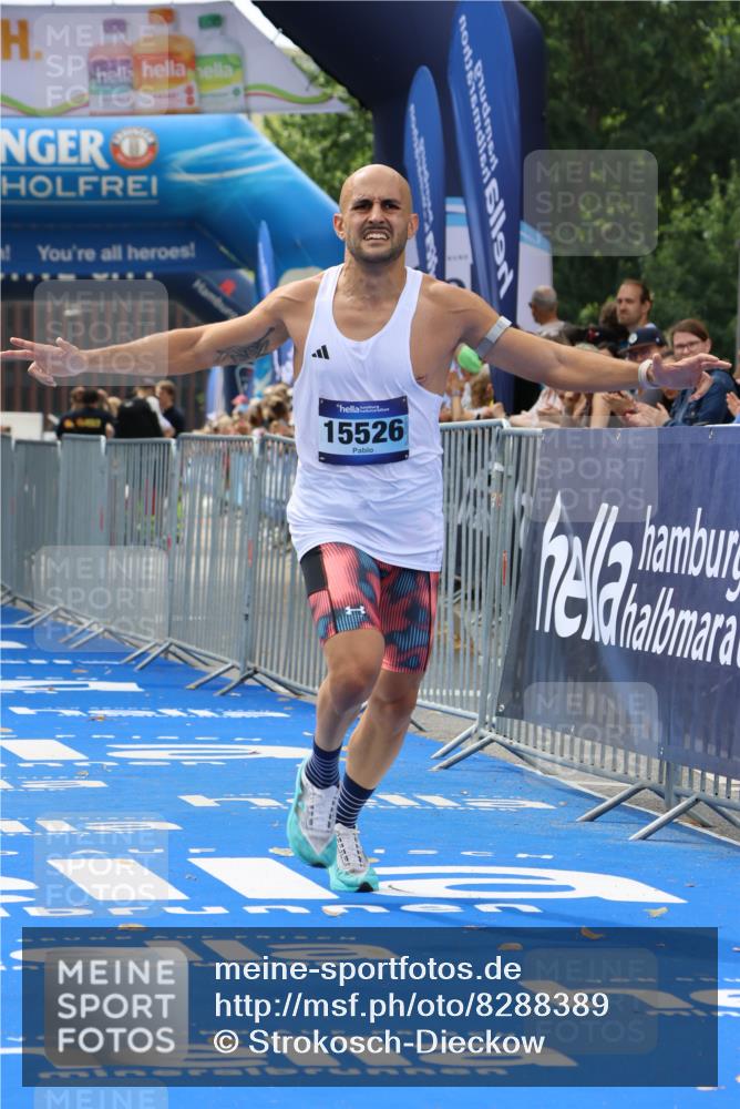 29.06.2025 - hella hamburg halbmarathon Strokosch-Dieckow http://msf.ph/oto/8288389 29.06.2025 10:20:34 Ziel 14360, 15526 meine-sportfotos.de