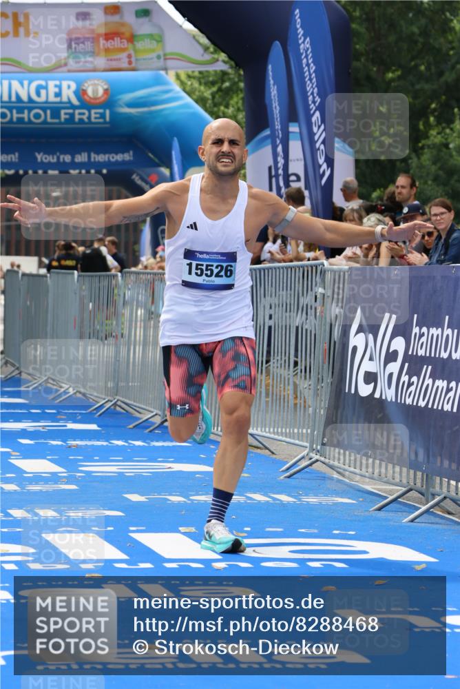 29.06.2025 - hella hamburg halbmarathon Strokosch-Dieckow http://msf.ph/oto/8288468 29.06.2025 10:20:34 Ziel 14360, 15526 meine-sportfotos.de