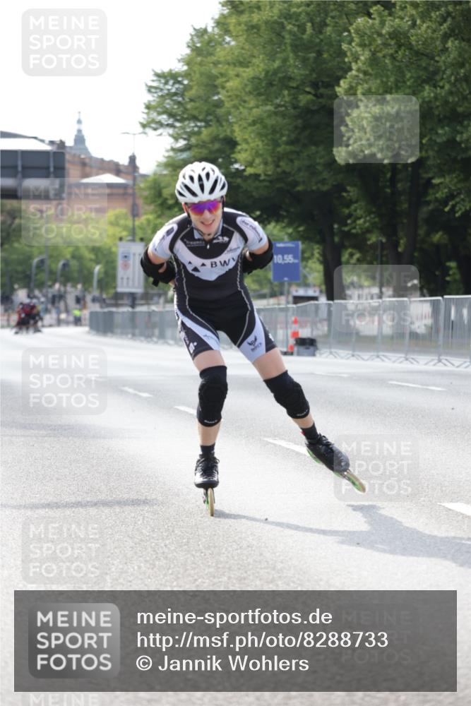 29.06.2025 - hella hamburg halbmarathon Jannik Wohlers http://msf.ph/oto/8288733 29.06.2025 08:54:01 Lombardsbrücke  meine-sportfotos.de