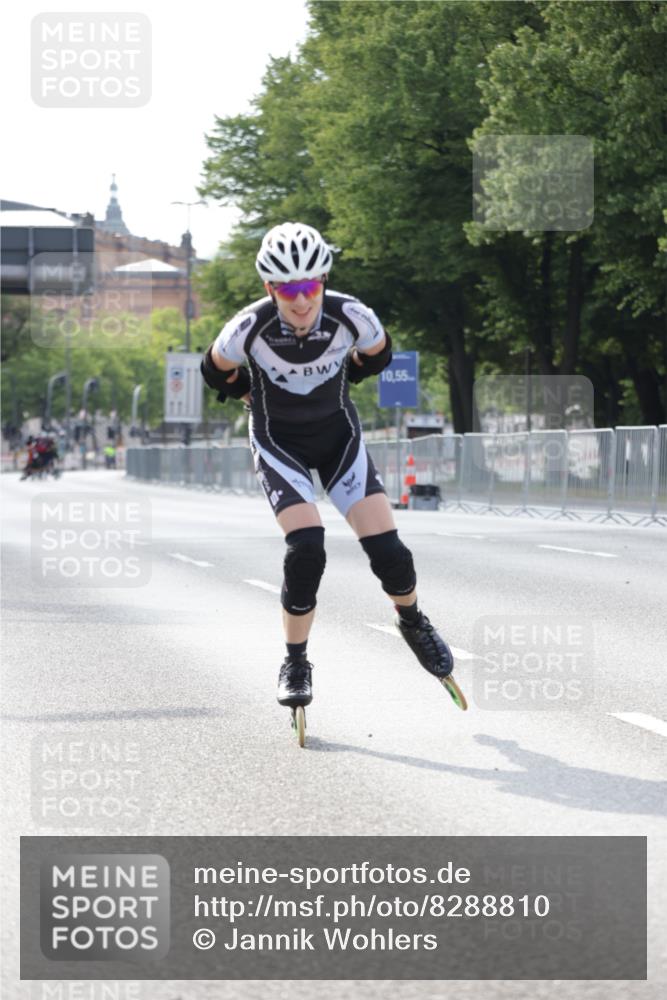29.06.2025 - hella hamburg halbmarathon Jannik Wohlers http://msf.ph/oto/8288810 29.06.2025 08:54:01 Lombardsbrücke  meine-sportfotos.de