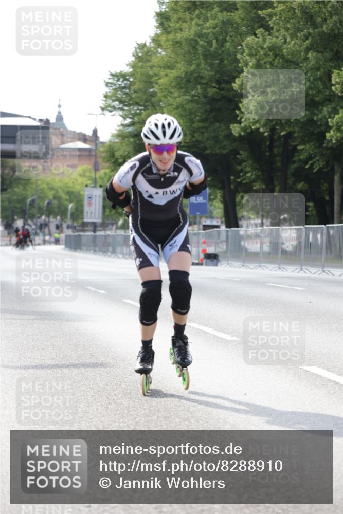 29.06.2025 - hella hamburg halbmarathon Jannik Wohlers http://msf.ph/oto/8288910 29.06.2025 08:54:02 Lombardsbrücke  meine-sportfotos.de