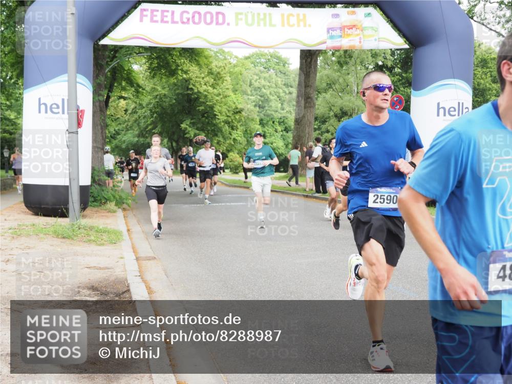 29.06.2025 - hella hamburg halbmarathon MichiJ http://msf.ph/oto/8288987 29.06.2025 10:33:21 Zwischen KM18-KM19 2098, 2590, 4854, 7167, 9030, 9159, 10741, 12643, 14722, 18637 meine-sportfotos.de