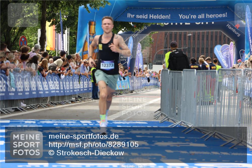 29.06.2025 - hella hamburg halbmarathon Strokosch-Dieckow http://msf.ph/oto/8289105 29.06.2025 10:20:21 Ziel 12373, 16245 meine-sportfotos.de