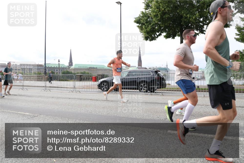 29.06.2025 - hella hamburg halbmarathon Lena Gebhardt http://msf.ph/oto/8289332 29.06.2025 10:21:07 Lombardsbrücke 15470, 1028, 1266, 1658, 2053, 2101, 2271, 2325, 2383, 2635, 2815, 2834, 2923, 2945, 2956, 2986, 3122, 3161, 3247, 3453, 3781, 3813, 3817, 4082, 4288, 4350, 5041, 5061, 5373, 5395, 5493, 5767, 6275, 6308, 6608, 6844, 7228, 7375, 7522, 7553, 7608, 8113, 8724, 8726, 8844, 8940, 9005, 9011, 9100, 9108, 9236, 9501, 9981, 10050, 10350, 10585, 10602, 11100, 11145, 11698, 12175, 12694, 12844, 13057, 13508 meine-sportfotos.de