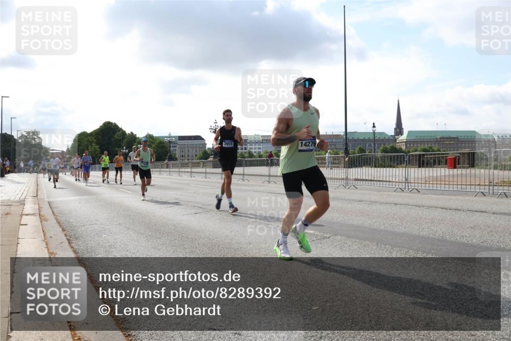 29.06.2025 - hella hamburg halbmarathon Lena Gebhardt http://msf.ph/oto/8289392 29.06.2025 09:46:14 Lombardsbrücke 3955, 14276, 6, 686, 85, 1080, 1344, 1686, 1894, 2460, 2525, 3809, 3843, 3955, 4463, 4812, 5042, 5187, 5550, 6169, 6495, 6878, 7055, 7186, 7534, 7845, 7880, 7901, 7965, 8062, 8784, 8864, 8956, 9345, 10270, 10298, 10453, 10484, 10865, 10929, 11199, 11230, 11282, 11833, 12189, 12232, 12681, 12987, 13167, 13252, 13343, 13617, 13686, 13754, 14167, 14276, 14293, 15115, 15391, 15689, 16065, 16140, 16243, 16507, 16580, 16931, 17213, 17768 meine-sportfotos.de
