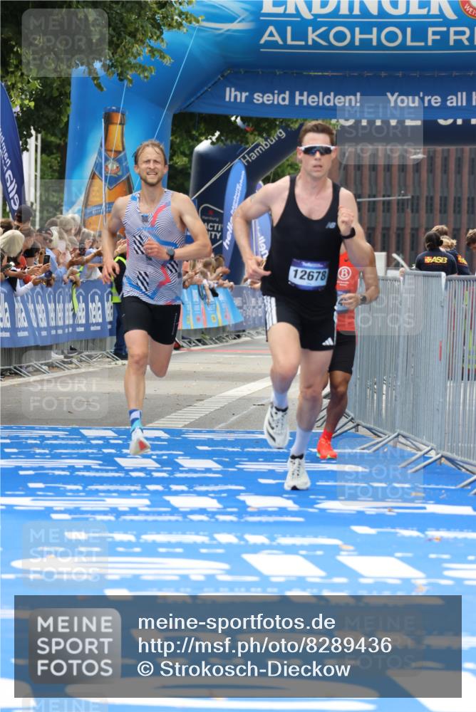 29.06.2025 - hella hamburg halbmarathon Strokosch-Dieckow http://msf.ph/oto/8289436 29.06.2025 10:20:12 Ziel 54, 12678, 14302, 16245 meine-sportfotos.de