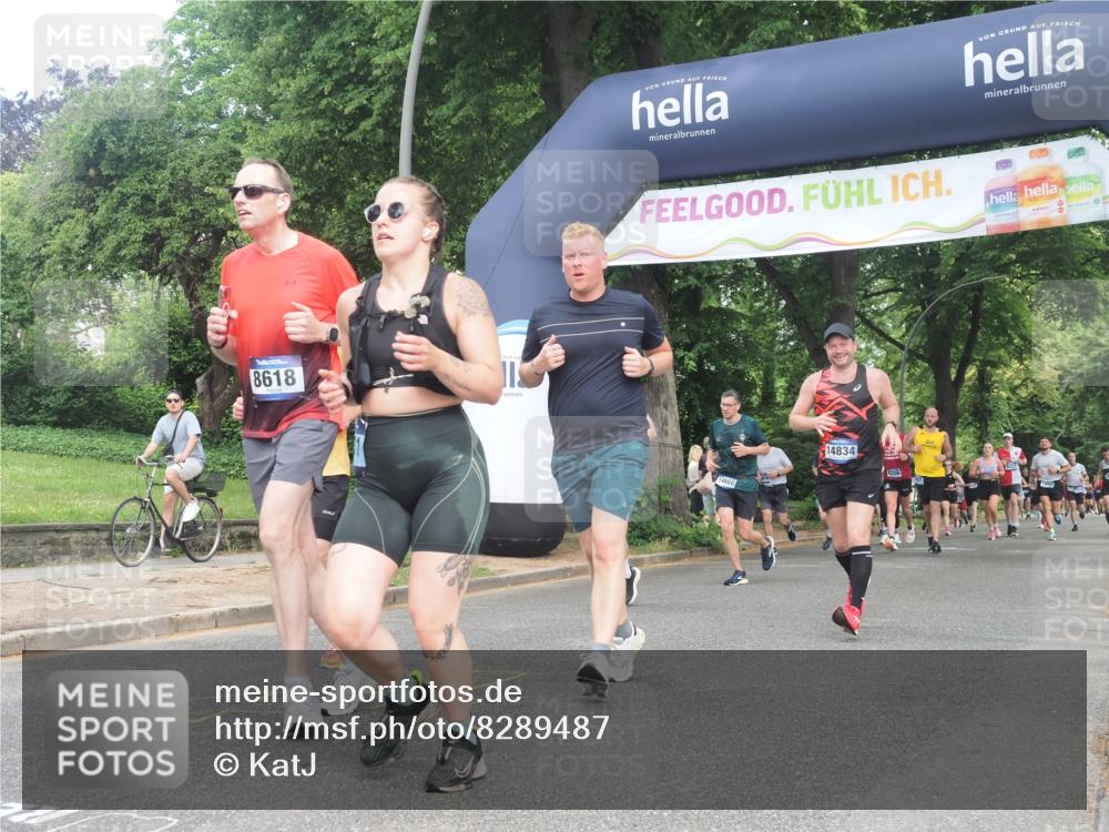 29.06.2025 - hella hamburg halbmarathon KatJ http://msf.ph/oto/8289487 29.06.2025 10:41:54 Zwischen KM18-KM19 1120, 1143, 2432, 3058, 3898, 6587, 8618 meine-sportfotos.de