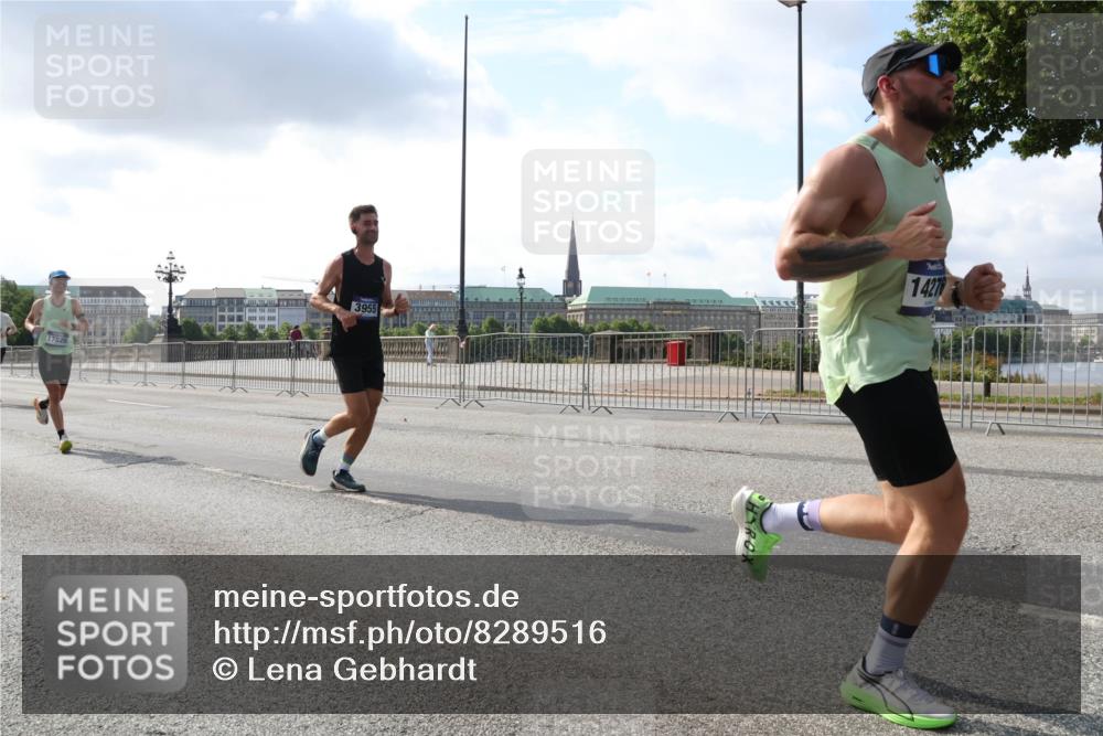 29.06.2025 - hella hamburg halbmarathon Lena Gebhardt http://msf.ph/oto/8289516 29.06.2025 09:46:15 Lombardsbrücke 17826, 3955, 14276, 1080, 1344, 1686, 1894, 2460, 2525, 3809, 3843, 3955, 4463, 4477, 4812, 5042, 5187, 5550, 6169, 6495, 6878, 7055, 7186, 7534, 7845, 7880, 7901, 7965, 8062, 8784, 8864, 8956, 9345, 10270, 10298, 10453, 10484, 10865, 10929, 11199, 11230, 11282, 11833, 12189, 12232, 12681, 12987, 13167, 13252, 13343, 13617, 13686, 13754, 13961, 14167, 14276, 14293, 15115, 15391, 15689, 16065, 16140, 16243, 16507, 16580, 16931, 17213, 17768 meine-sportfotos.de