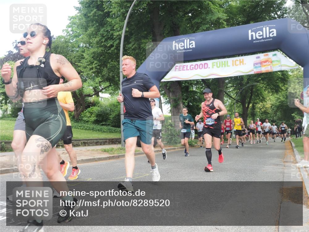 29.06.2025 - hella hamburg halbmarathon KatJ http://msf.ph/oto/8289520 29.06.2025 10:41:54 Zwischen KM18-KM19 1120, 1143, 2432, 3058, 3898, 6587, 8618 meine-sportfotos.de