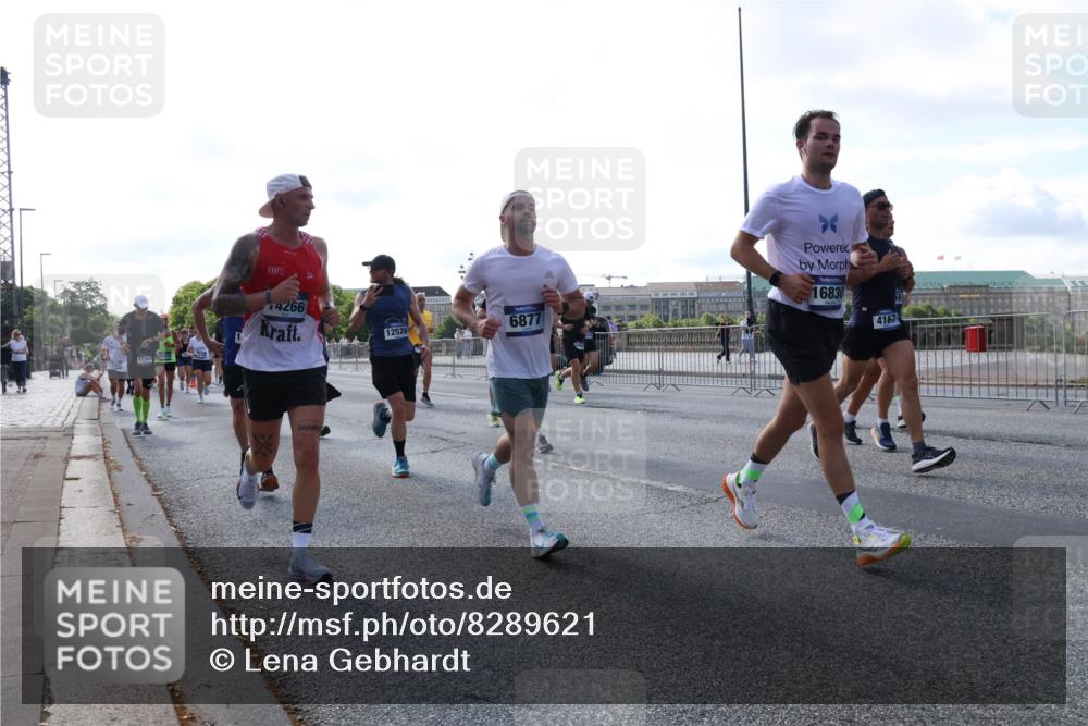 29.06.2025 - hella hamburg halbmarathon Lena Gebhardt http://msf.ph/oto/8289621 29.06.2025 09:58:41 Lombardsbrücke 14266, 12526, 6877, 16830, 4167, 1190, 1285, 1410, 1485, 1727, 1815, 1946, 1951, 2029, 2034, 2518, 2656, 2840, 2883, 2907, 3041, 3097, 3334, 3819, 3859, 3952, 4120, 4152, 4167, 4903, 5077, 5084, 5093, 5259, 5378, 5721, 5894, 6272, 6294, 6433, 6592, 6629, 6657, 6759, 6877, 6897, 7082, 7369, 7716, 7732, 7856, 7896, 8068, 8154, 8311, 8322, 8393, 8590, 8639, 8721, 8825, 9012, 9057, 9562, 9655, 9656, 9727, 9770, 10084, 10488 meine-sportfotos.de