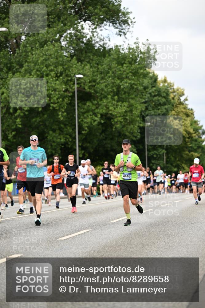 29.06.2025 - hella hamburg halbmarathon Dr. Thomas Lammeyer http://msf.ph/oto/8289658 29.06.2025 10:37:18 Kennedybrücke 1078, 1199, 1324, 1373, 1732, 1879, 2059, 2085, 2384, 2838, 3221, 3341, 3422, 3560, 3653, 3871, 4030, 4096, 4164, 4446, 4555, 5156, 5581, 5917, 6773, 6861, 7705, 7750, 8175, 8595, 8839, 8993, 9034, 9289, 9471, 9750, 9768, 9780, 10770 meine-sportfotos.de