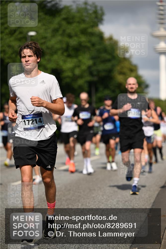29.06.2025 - hella hamburg halbmarathon Dr. Thomas Lammeyer http://msf.ph/oto/8289691 29.06.2025 09:53:25 Kennedybrücke 1343, 1445, 1615, 1800, 1975, 2324, 2573, 2949, 3282, 3431, 3530, 4303, 4425, 5248, 5889, 6123, 6682, 7495, 7796, 8370, 8629, 8925, 9264, 9265, 9294, 9296, 9979, 10894, 10930 meine-sportfotos.de