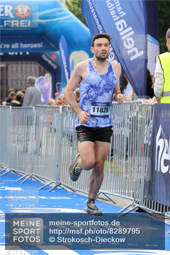 29.06.2025 - hella hamburg halbmarathon Strokosch-Dieckow http://msf.ph/oto/8289795 29.06.2025 10:20:05 Ziel 54, 9255, 11829, 12678 meine-sportfotos.de