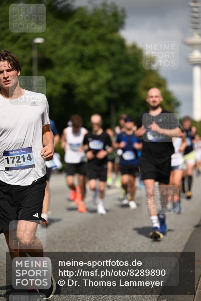 29.06.2025 - hella hamburg halbmarathon Dr. Thomas Lammeyer http://msf.ph/oto/8289890 29.06.2025 09:53:25 Kennedybrücke 1343, 1445, 1615, 1800, 1975, 2324, 2573, 2949, 3282, 3431, 3530, 4303, 4425, 5248, 5889, 6123, 6682, 7495, 7796, 8370, 8629, 8925, 9264, 9265, 9294, 9296, 9979, 10894, 10930 meine-sportfotos.de