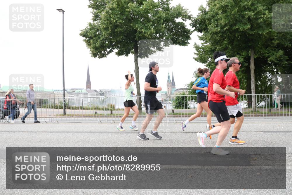 29.06.2025 - hella hamburg halbmarathon Lena Gebhardt http://msf.ph/oto/8289955 29.06.2025 10:55:42 Lombardsbrücke 14, 1616, 1873, 1917, 2793, 3101, 3115, 3157, 3244, 3577, 4265, 4470, 4628, 4896, 5040, 5220, 5222, 5483, 5487, 5575, 6055, 6056, 6113, 6257, 6594, 7516, 7548, 7680, 7969, 8110, 8527, 8532, 8533, 8626, 8648, 9548, 9614, 9618, 9857, 9858, 9861, 9865, 9956, 10094, 10436, 10438, 10449, 10559, 10593, 10885, 11109, 11903, 11962, 11963, 12695, 12902, 13098, 13230, 14727, 15152, 15160, 16385 meine-sportfotos.de