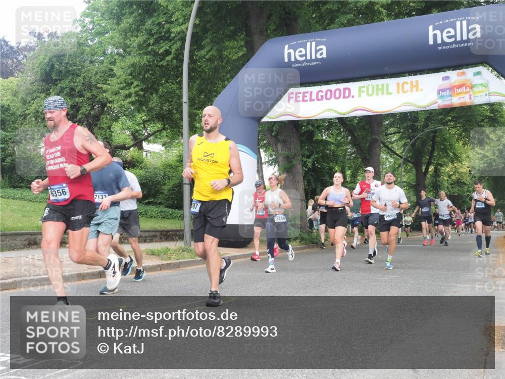 29.06.2025 - hella hamburg halbmarathon KatJ http://msf.ph/oto/8289993 29.06.2025 10:41:58 Zwischen KM18-KM19 1143, 2432, 2448, 4897, 6356, 8223, 8618 meine-sportfotos.de