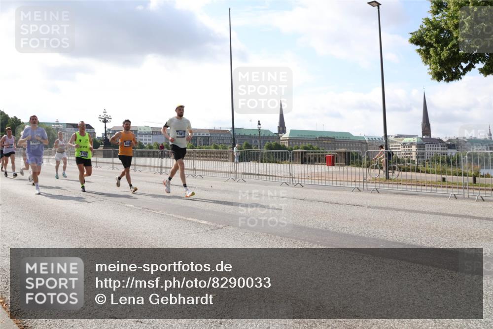 29.06.2025 - hella hamburg halbmarathon Lena Gebhardt http://msf.ph/oto/8290033 29.06.2025 09:46:18 Lombardsbrücke 7901, 8784, 13617, 1080, 1344, 1889, 1894, 2460, 2525, 3809, 3843, 3955, 4463, 4477, 4812, 5042, 6169, 6495, 6878, 7055, 7186, 7534, 7845, 7880, 7901, 8062, 8784, 8864, 8956, 9345, 10270, 10298, 10453, 10484, 10865, 10929, 11199, 11230, 11282, 11833, 12189, 12681, 12987, 13167, 13252, 13343, 13617, 13686, 13754, 13961, 14167, 14276, 14293, 15115, 15391, 15689, 15902, 16065, 16140, 16243, 16507, 16580, 16931, 17213, 17768 meine-sportfotos.de