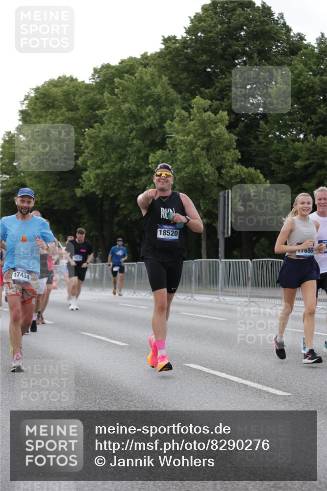 29.06.2025 - hella hamburg halbmarathon Jannik Wohlers http://msf.ph/oto/8290276 29.06.2025 10:04:12 Lombardsbrücke 1213, 1316, 1347, 1377, 1674, 2011, 2463, 2852, 3994, 4146, 4293, 5869, 6311, 9489, 10100, 10213, 10709, 10834, 10962, 12924, 13533, 13625, 15532, 16128, 16145, 16753, 16989, 16995, 17113, 17434, 17540, 17569, 17685, 17686, 17763, 18098, 18520, 18525 meine-sportfotos.de