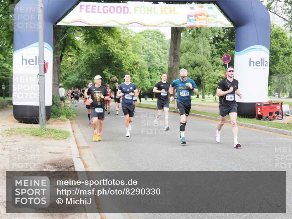 29.06.2025 - hella hamburg halbmarathon MichiJ http://msf.ph/oto/8290330 29.06.2025 10:33:27 Zwischen KM18-KM19 1424, 1569, 3785, 4270, 4997, 7709, 9159, 9585, 11291, 12643, 15651 meine-sportfotos.de