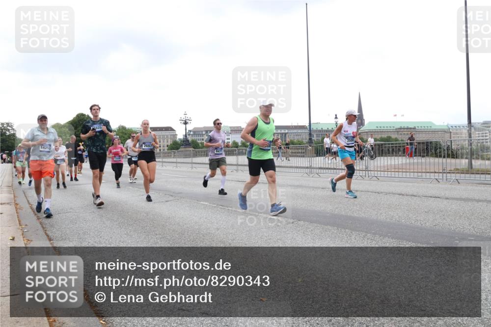 29.06.2025 - hella hamburg halbmarathon Lena Gebhardt http://msf.ph/oto/8290343 29.06.2025 10:46:41 Lombardsbrücke 1073, 1286, 1363, 1371, 1375, 1429, 1465, 1608, 1720, 1837, 1999, 2162, 2211, 2320, 2500, 2556, 2697, 2981, 3277, 3406, 3407, 3469, 3734, 3823, 4119, 4202, 4296, 4342, 4355, 4448, 4604, 5697, 5700, 5796, 5854, 5953, 6068, 6124, 6161, 6740, 7303, 7364, 7368, 7374, 7412, 7767, 7827, 7960, 7983, 8047, 8477, 8486, 8551, 8553, 8684, 8700, 9129, 9337, 9691, 10153, 10230, 11361, 12298, 12333, 12507, 12522, 13969, 14261, 15852, 16882, 16987 meine-sportfotos.de