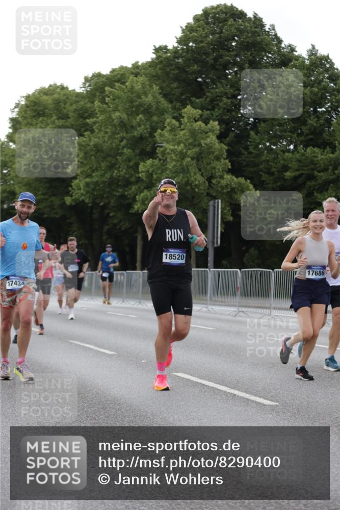 29.06.2025 - hella hamburg halbmarathon Jannik Wohlers http://msf.ph/oto/8290400 29.06.2025 10:04:13 Lombardsbrücke 1213, 1316, 1347, 1377, 1674, 2011, 2463, 2698, 2852, 3994, 4146, 4293, 5869, 6311, 9489, 10100, 10213, 10709, 10834, 10962, 12125, 12924, 13533, 13625, 15532, 16128, 16145, 16753, 16989, 16995, 17113, 17434, 17540, 17569, 17685, 17686, 17763, 18098, 18520, 18525 meine-sportfotos.de