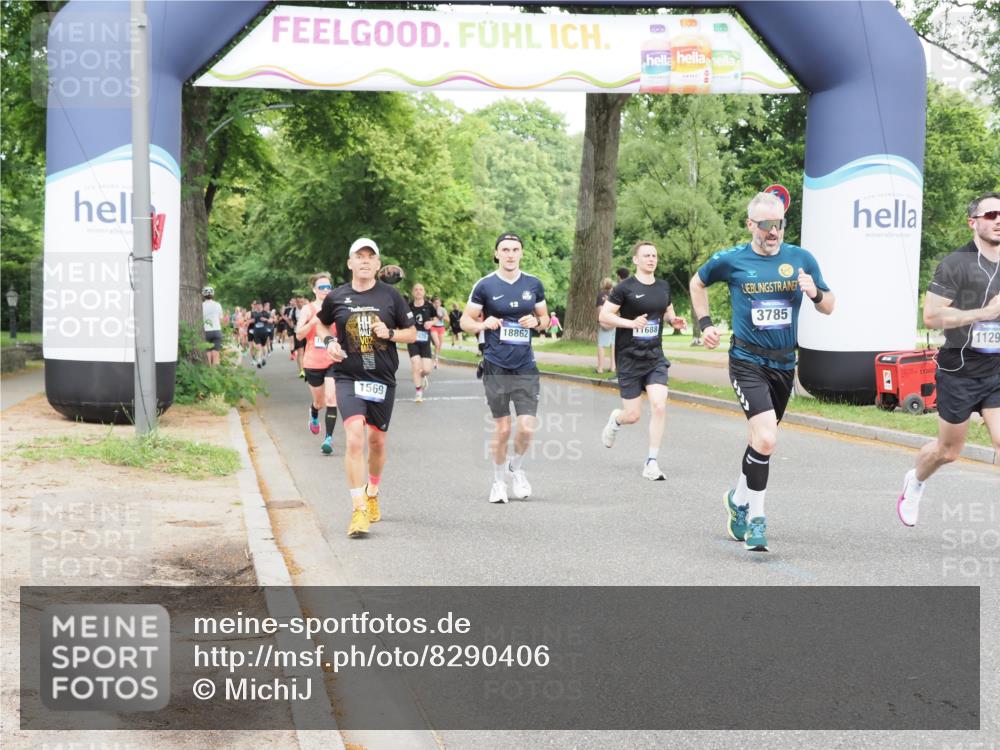 29.06.2025 - hella hamburg halbmarathon MichiJ http://msf.ph/oto/8290406 29.06.2025 10:33:28 Zwischen KM18-KM19 1424, 1569, 3785, 4270, 4997, 7709, 9159, 9585, 11291, 11688, 12643, 15651, 18862 meine-sportfotos.de