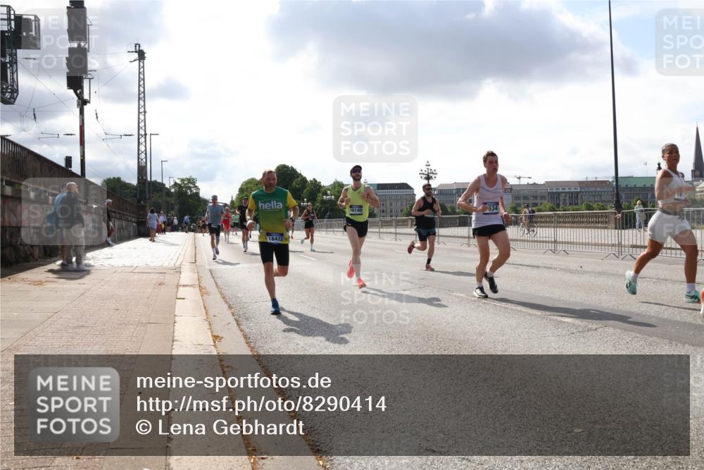 29.06.2025 - hella hamburg halbmarathon Lena Gebhardt http://msf.ph/oto/8290414 29.06.2025 09:46:20 Lombardsbrücke 16140, 534, 18422, 1080, 1344, 1889, 1894, 2460, 2525, 3809, 3843, 3955, 4463, 4477, 4812, 5042, 6169, 6495, 7055, 7186, 7534, 7845, 7880, 7901, 8062, 8784, 8864, 8956, 9345, 10298, 10453, 10865, 10929, 11199, 11230, 11282, 11304, 11661, 11833, 12189, 12681, 12987, 13167, 13252, 13617, 13754, 13961, 14167, 14276, 14293, 15115, 15391, 15689, 15902, 16065, 16140, 16243, 16507, 16580, 16811, 16931, 16957, 17213, 17768 meine-sportfotos.de