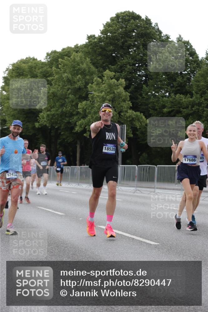 29.06.2025 - hella hamburg halbmarathon Jannik Wohlers http://msf.ph/oto/8290447 29.06.2025 10:04:13 Lombardsbrücke 1213, 1316, 1347, 1377, 1674, 2011, 2463, 2698, 2852, 3994, 4146, 4293, 5869, 6311, 9489, 10100, 10213, 10709, 10834, 10962, 12125, 12924, 13533, 13625, 15532, 16128, 16145, 16753, 16989, 16995, 17113, 17434, 17540, 17569, 17685, 17686, 17763, 18098, 18520, 18525 meine-sportfotos.de
