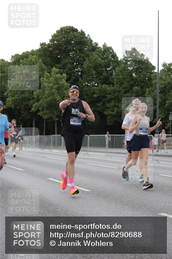 29.06.2025 - hella hamburg halbmarathon Jannik Wohlers http://msf.ph/oto/8290688 29.06.2025 10:04:13 Lombardsbrücke 1213, 1316, 1347, 1377, 1674, 2011, 2463, 2698, 2852, 3994, 4146, 4293, 5869, 6311, 9489, 10100, 10213, 10709, 10834, 10962, 12125, 12924, 13533, 13625, 15532, 16128, 16145, 16753, 16989, 16995, 17113, 17434, 17540, 17569, 17685, 17686, 17763, 18098, 18520, 18525 meine-sportfotos.de