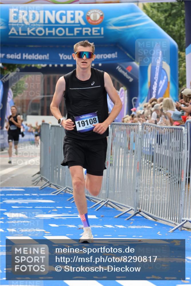 29.06.2025 - hella hamburg halbmarathon Strokosch-Dieckow http://msf.ph/oto/8290817 29.06.2025 10:19:36 Ziel 19108 meine-sportfotos.de