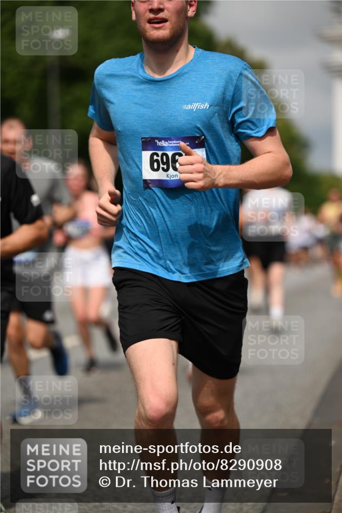 29.06.2025 - hella hamburg halbmarathon Dr. Thomas Lammeyer http://msf.ph/oto/8290908 29.06.2025 10:16:05 Kennedybrücke 1062, 1249, 1790, 1850, 1851, 2963, 2964, 3182, 3248, 3262, 3746, 3837, 4453, 4499, 5166, 5176, 6822, 6871, 6966, 7370, 7474, 8206, 8207, 9119, 9253, 9254, 9405 meine-sportfotos.de
