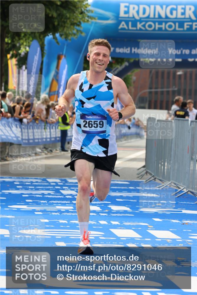 29.06.2025 - hella hamburg halbmarathon Strokosch-Dieckow http://msf.ph/oto/8291046 29.06.2025 10:19:24 Ziel 2659, 13016 meine-sportfotos.de