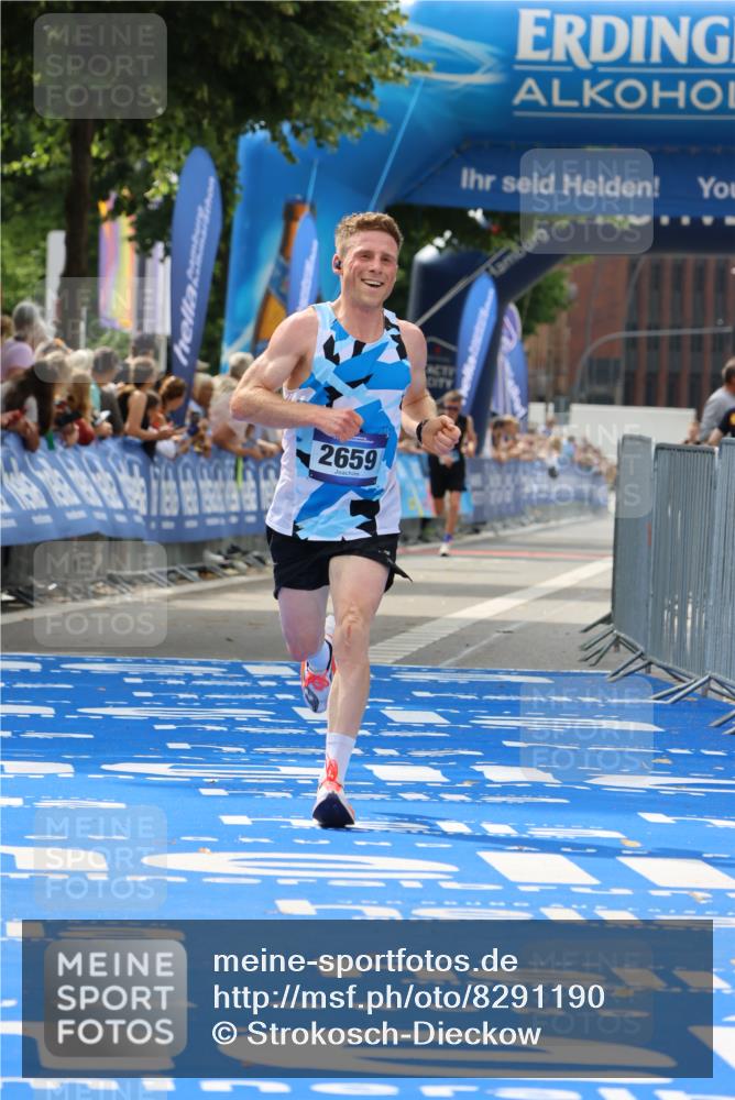 29.06.2025 - hella hamburg halbmarathon Strokosch-Dieckow http://msf.ph/oto/8291190 29.06.2025 10:19:23 Ziel 2659, 13016 meine-sportfotos.de
