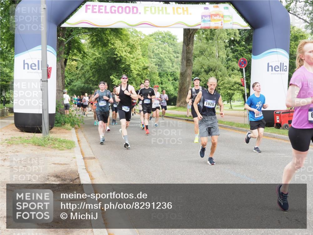 29.06.2025 - hella hamburg halbmarathon MichiJ http://msf.ph/oto/8291236 29.06.2025 10:33:36 Zwischen KM18-KM19 1920, 2188, 2470, 4277, 6819, 6831, 7087, 9105, 11688, 12161, 15365, 16725, 16803, 17544, 17835, 17960, 18810, 18862 meine-sportfotos.de