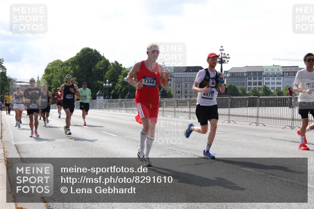 29.06.2025 - hella hamburg halbmarathon Lena Gebhardt http://msf.ph/oto/8291610 29.06.2025 09:46:27 Lombardsbrücke 16957, 1889, 11304, 15902, 11661, 1390, 1344, 4477, 1344, 1889, 2243, 2525, 3809, 3843, 3955, 4463, 4477, 4812, 4944, 5042, 5048, 5152, 6169, 6495, 6683, 7055, 7186, 7534, 7628, 7845, 7901, 8312, 8784, 8864, 8956, 9345, 10298, 10453, 10865, 10927, 10929, 11199, 11230, 11282, 11304, 11661, 11833, 12189, 12447, 12987, 13252, 13617, 13961, 14276, 14293, 14310, 15115, 15391, 15689, 15902, 16065, 16140, 16243, 16507, 16580, 16811, 16931, 16957, 17213, 17768 meine-sportfotos.de
