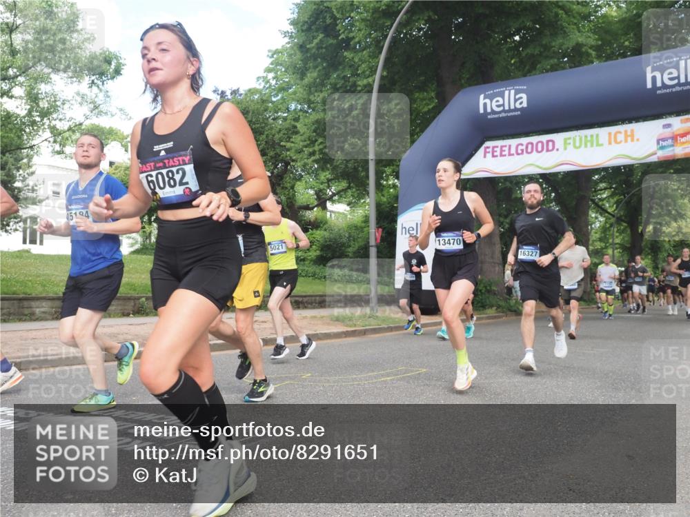 29.06.2025 - hella hamburg halbmarathon KatJ http://msf.ph/oto/8291651 29.06.2025 10:42:13 Zwischen KM18-KM19 2252, 2612, 3177, 3861, 5021, 6082, 6084, 6433, 6569 meine-sportfotos.de