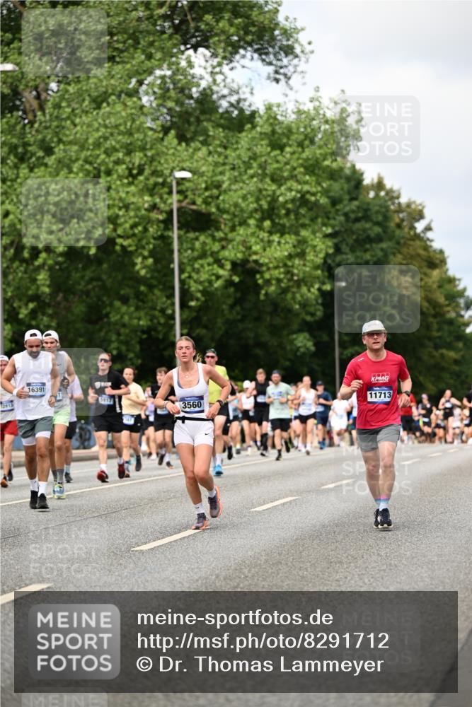 29.06.2025 - hella hamburg halbmarathon Dr. Thomas Lammeyer http://msf.ph/oto/8291712 29.06.2025 10:37:23 Kennedybrücke 1078, 1199, 1324, 1373, 1732, 1879, 1995, 2085, 2342, 2384, 2838, 3221, 3341, 3422, 3560, 3653, 3871, 4030, 4096, 4164, 4446, 5180, 5581, 5917, 6773, 6861, 6999, 7705, 8175, 8595, 8839, 8891, 8993, 9289, 9471, 9591, 9750, 9768, 9780 meine-sportfotos.de