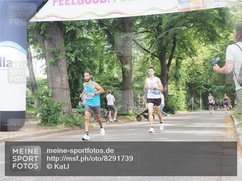 29.06.2025 - hella hamburg halbmarathon KatJ http://msf.ph/oto/8291739 29.06.2025 10:13:03 Zwischen KM18-KM19 4571 meine-sportfotos.de