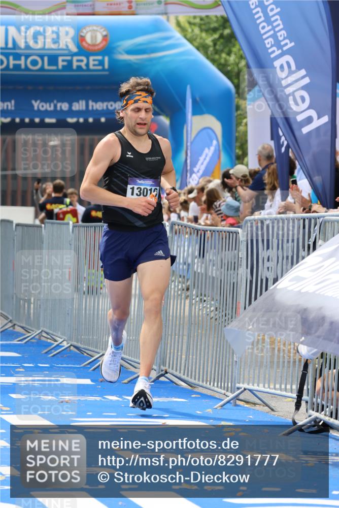 29.06.2025 - hella hamburg halbmarathon Strokosch-Dieckow http://msf.ph/oto/8291777 29.06.2025 10:19:18 Ziel 2659, 13016 meine-sportfotos.de