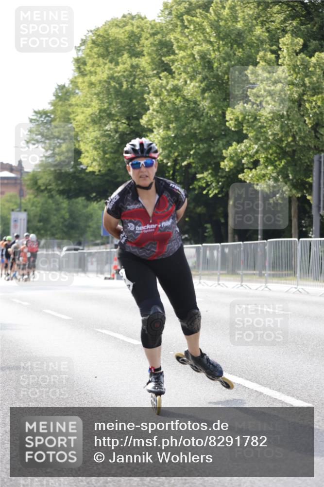 29.06.2025 - hella hamburg halbmarathon Jannik Wohlers http://msf.ph/oto/8291782 29.06.2025 08:54:12 Lombardsbrücke  meine-sportfotos.de