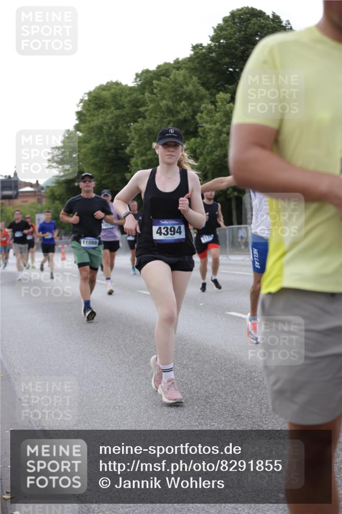 29.06.2025 - hella hamburg halbmarathon Jannik Wohlers http://msf.ph/oto/8291855 29.06.2025 10:04:27 Lombardsbrücke 1126, 1316, 1347, 1559, 2463, 2628, 2698, 4293, 4394, 4538, 4951, 5869, 6311, 7302, 8049, 9019, 10100, 10709, 10834, 11088, 11551, 11595, 12125, 13242, 13533, 15532, 16134, 16357, 16579, 16995, 17112, 17540, 17814, 17818, 18556 meine-sportfotos.de