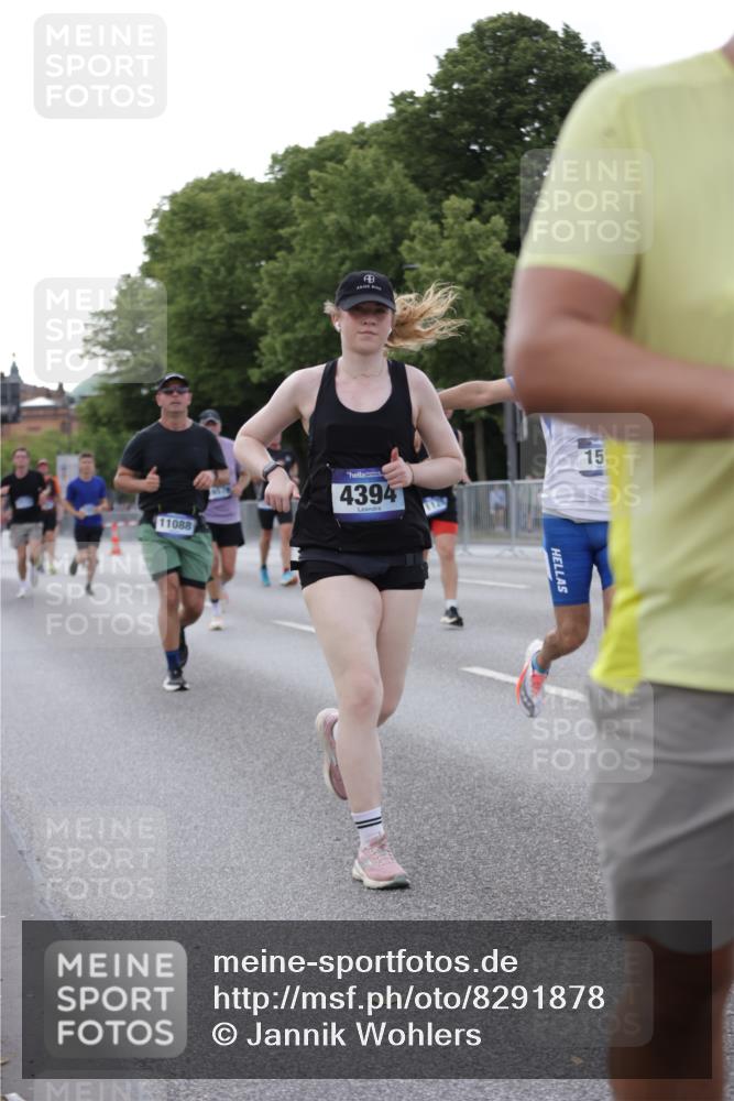 29.06.2025 - hella hamburg halbmarathon Jannik Wohlers http://msf.ph/oto/8291878 29.06.2025 10:04:28 Lombardsbrücke 1126, 1316, 1347, 1559, 2463, 2628, 2698, 4293, 4394, 4538, 4951, 5869, 6311, 7302, 8049, 9019, 10100, 11088, 11551, 11595, 12125, 13242, 13533, 15532, 16134, 16357, 16579, 16995, 17112, 17540, 17814, 17818, 18556 meine-sportfotos.de