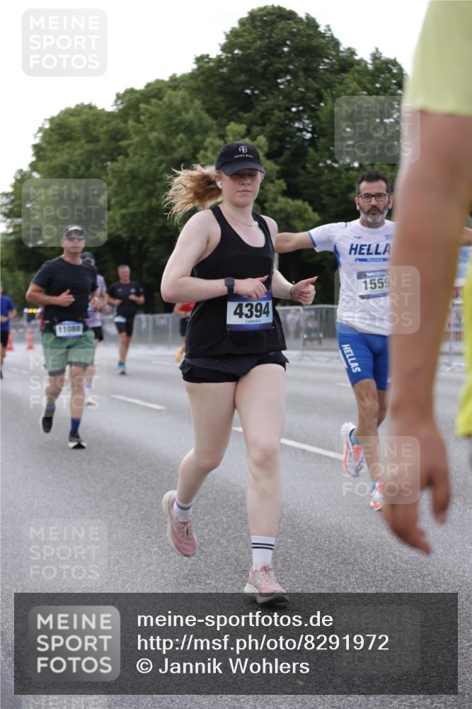 29.06.2025 - hella hamburg halbmarathon Jannik Wohlers http://msf.ph/oto/8291972 29.06.2025 10:04:28 Lombardsbrücke 1126, 1316, 1347, 1559, 2463, 2628, 2698, 4293, 4394, 4538, 4951, 5869, 6311, 7302, 8049, 9019, 10100, 11088, 11551, 11595, 12125, 13242, 13533, 15532, 16134, 16357, 16579, 16995, 17112, 17540, 17814, 17818, 18556 meine-sportfotos.de