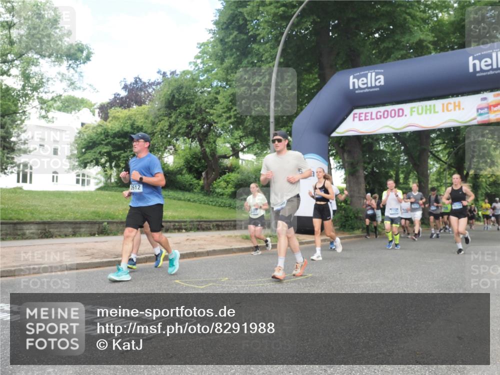 29.06.2025 - hella hamburg halbmarathon KatJ http://msf.ph/oto/8291988 29.06.2025 10:42:15 Zwischen KM18-KM19 1125, 2612, 3177, 3861, 5021, 6082, 6084, 6433, 6443, 6569 meine-sportfotos.de