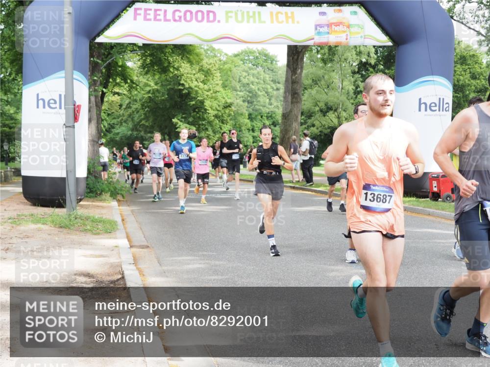 29.06.2025 - hella hamburg halbmarathon MichiJ http://msf.ph/oto/8292001 29.06.2025 10:33:42 Zwischen KM18-KM19 1920, 4277, 5706, 6831, 7087, 11495, 12579, 13687, 14228, 14462, 14764, 14783, 15362, 15365, 17492, 17544, 17835 meine-sportfotos.de