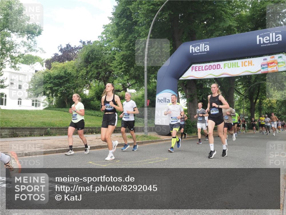 29.06.2025 - hella hamburg halbmarathon KatJ http://msf.ph/oto/8292045 29.06.2025 10:42:16 Zwischen KM18-KM19 1125, 2474, 2612, 3177, 3861, 5021, 6082, 6084, 6443, 6569 meine-sportfotos.de
