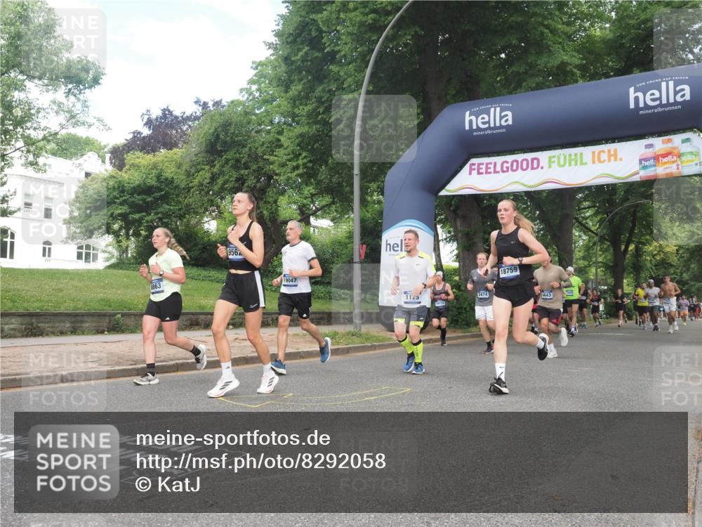 29.06.2025 - hella hamburg halbmarathon KatJ http://msf.ph/oto/8292058 29.06.2025 10:42:16 Zwischen KM18-KM19 1125, 2474, 2612, 3177, 3861, 5021, 6082, 6084, 6443, 6569 meine-sportfotos.de